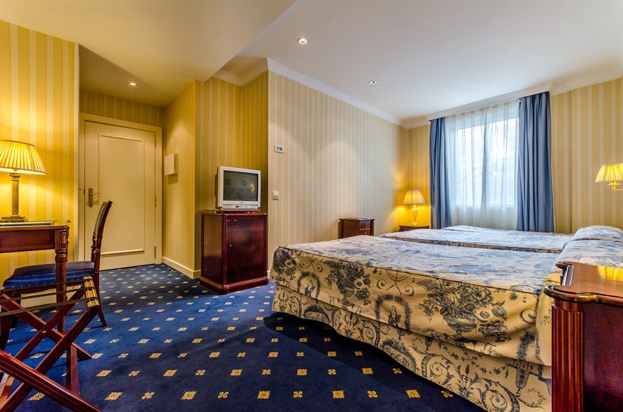 Eurostars Casa De La Lirica Hotel Madrid Exterior photo