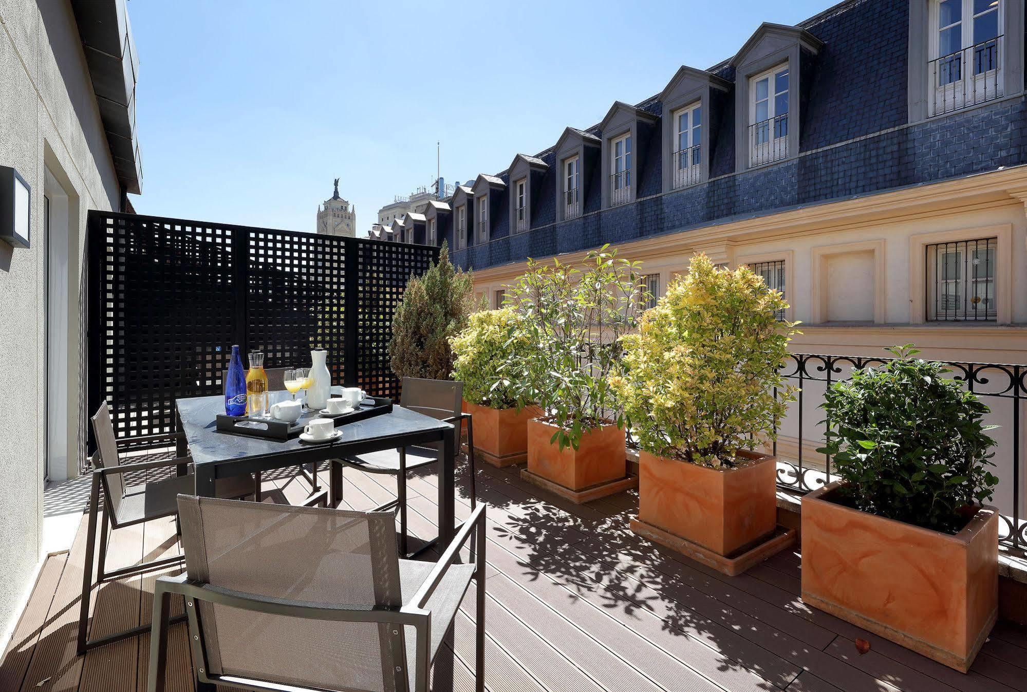 Eurostars Casa De La Lirica Hotel Madrid Exterior photo